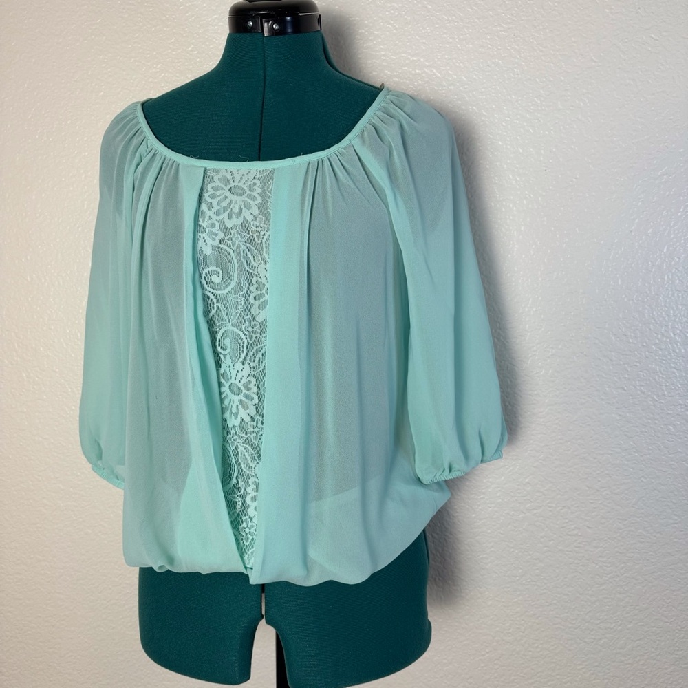 Sheer Chiffon & Lace Seafoam green blouse Womens Sz S